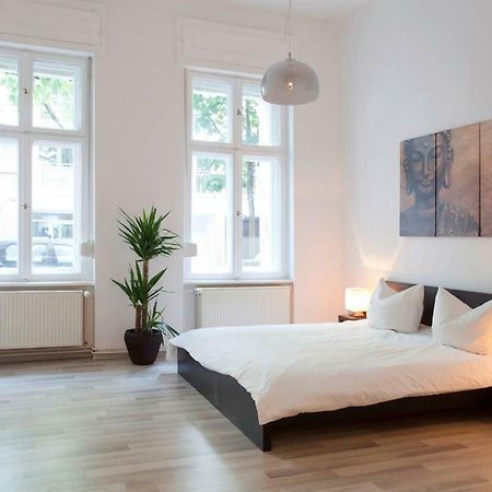 The Hidden Pearl Apartment Berlin Bagian luar foto