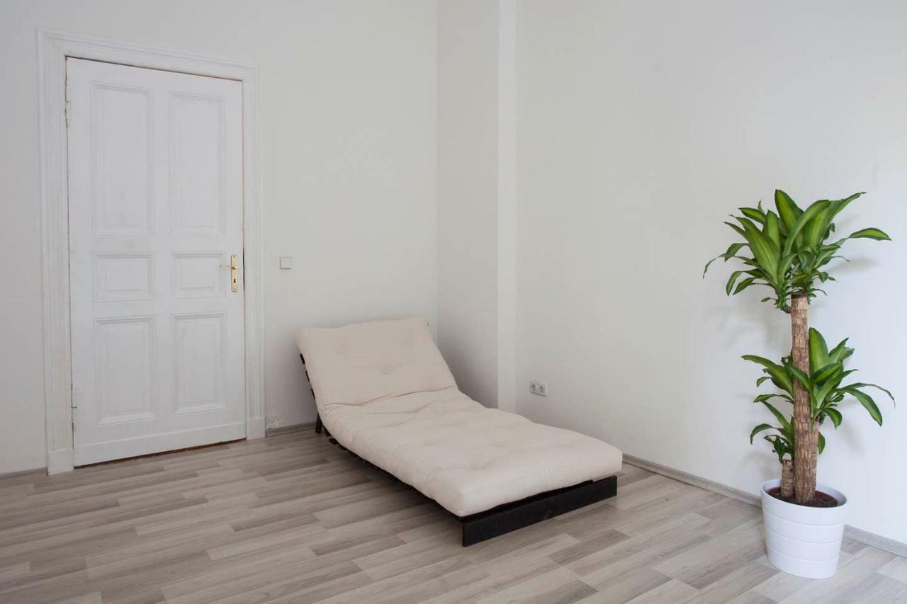 The Hidden Pearl Apartment Berlin Bagian luar foto